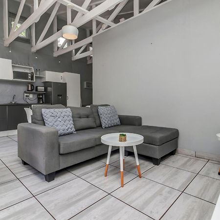 Sitatunga Guest Lodge Йоханесбург Екстериор снимка