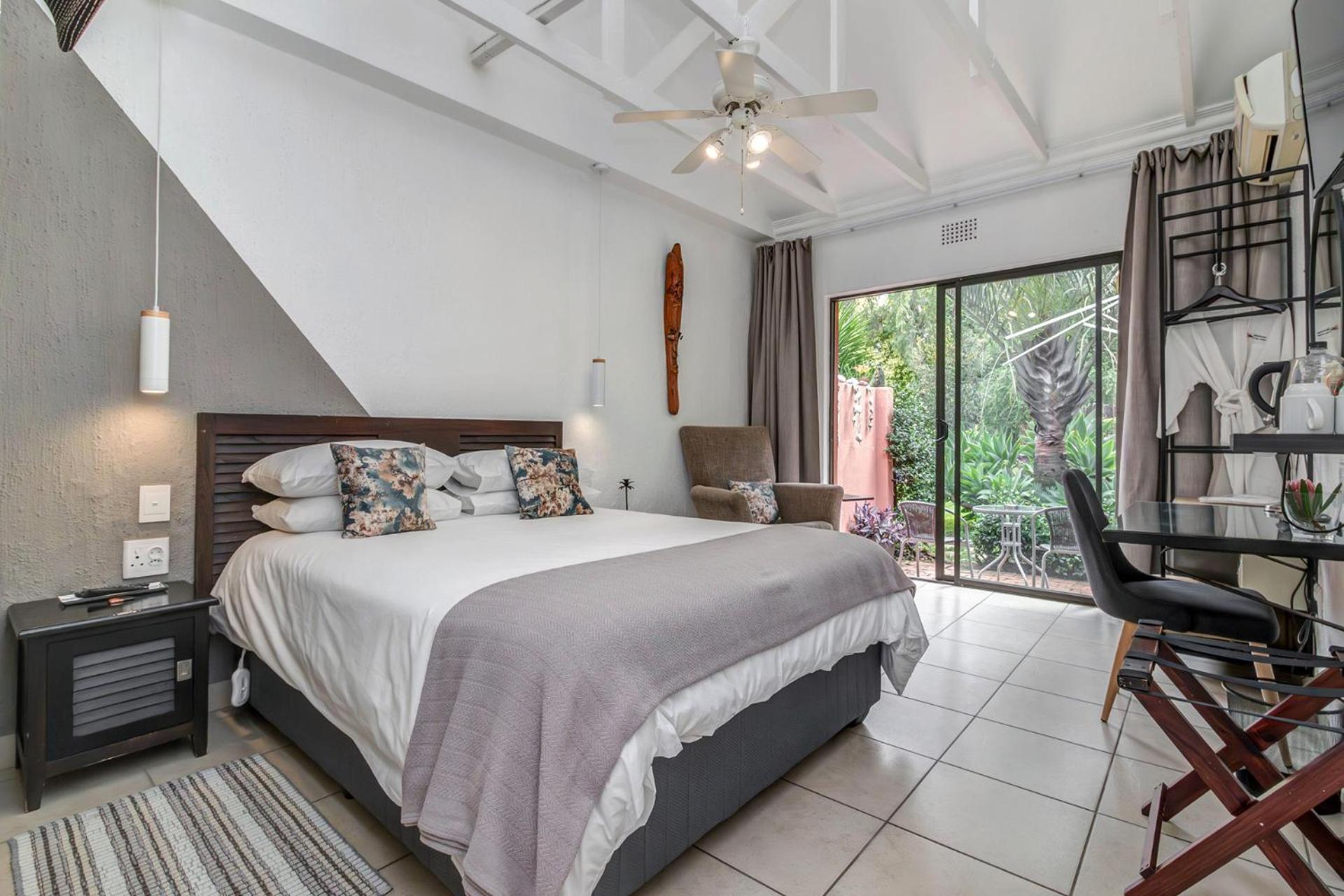 Sitatunga Guest Lodge Йоханесбург Стая снимка