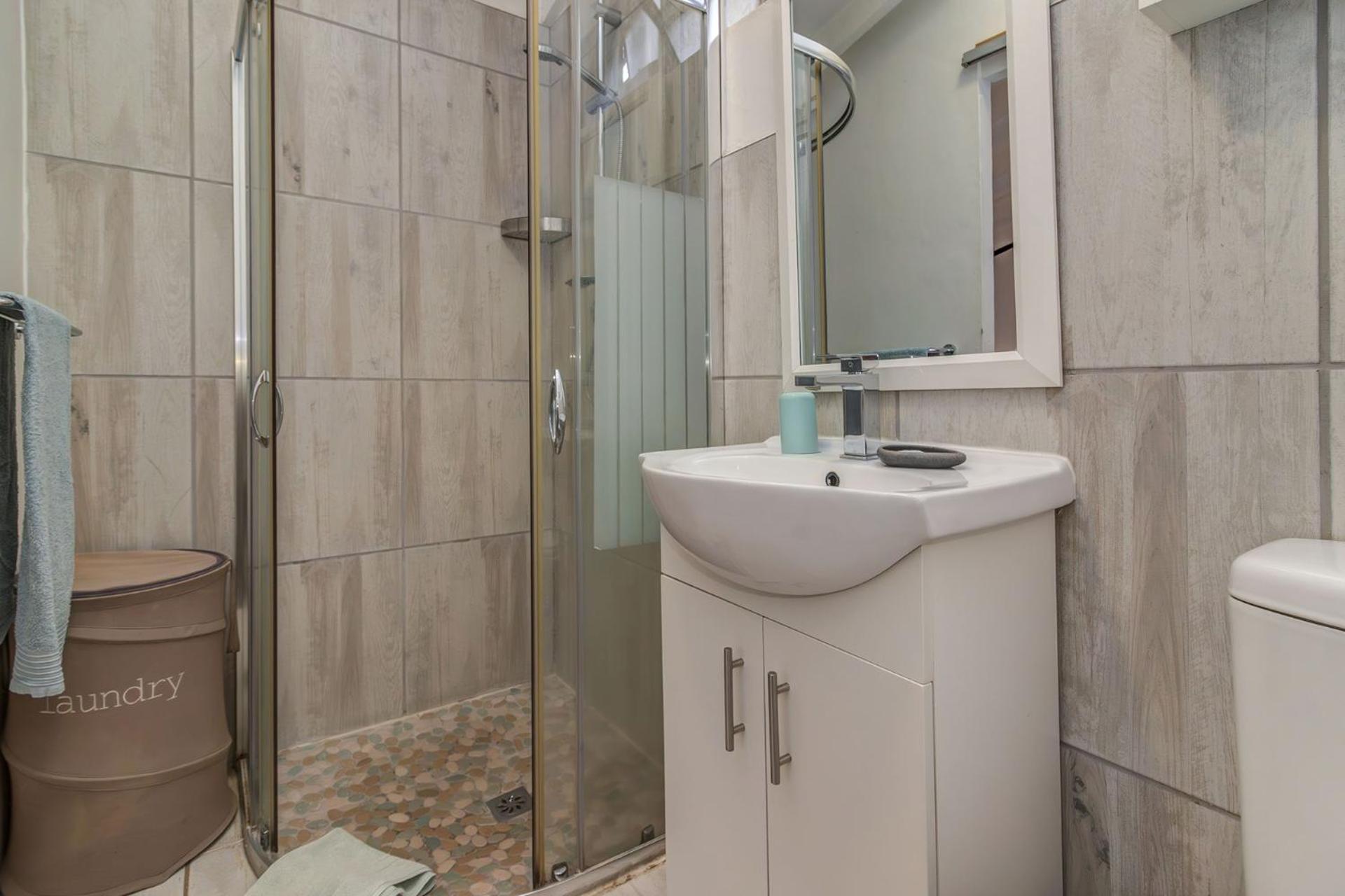 Sitatunga Guest Lodge Йоханесбург Стая снимка