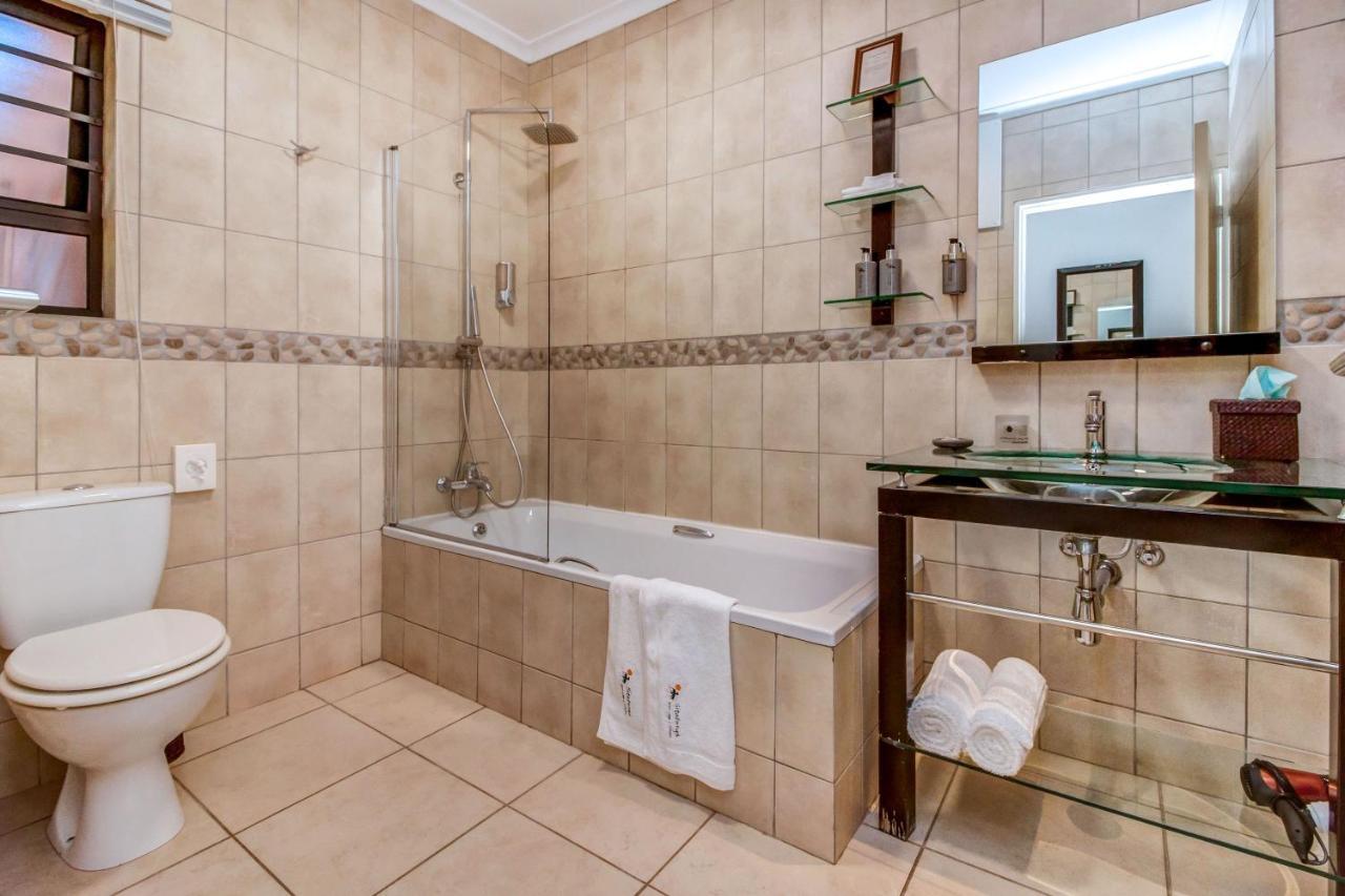 Sitatunga Guest Lodge Йоханесбург Екстериор снимка